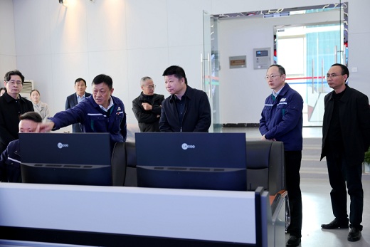 胡啟書在調研新橋礦業(yè)工業(yè)經(jīng)濟運行情況時強調以高水平安全護航高質量發(fā)展