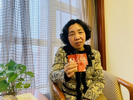 全國人大代表丁宏鎖接受人民網記者專訪    關注培養(yǎng)“工匠”和“二孩”
